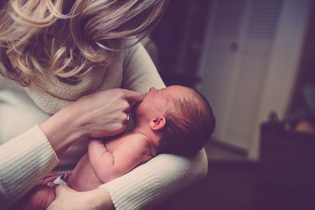 12 Tips for Breastfeeding Pain Relief Now - For Modern Kids