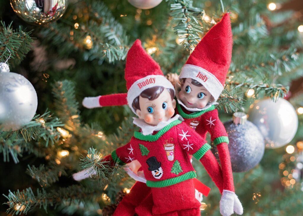 Elf on the Shelf ideas for your family