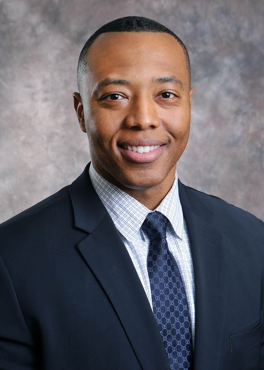 Dr. Otis R. Drew is the co-medical director for Sports Medicine at Ochsner Lafayette General and offers vast experience in orthopedic and sports medicine to his patients in Acadiana.